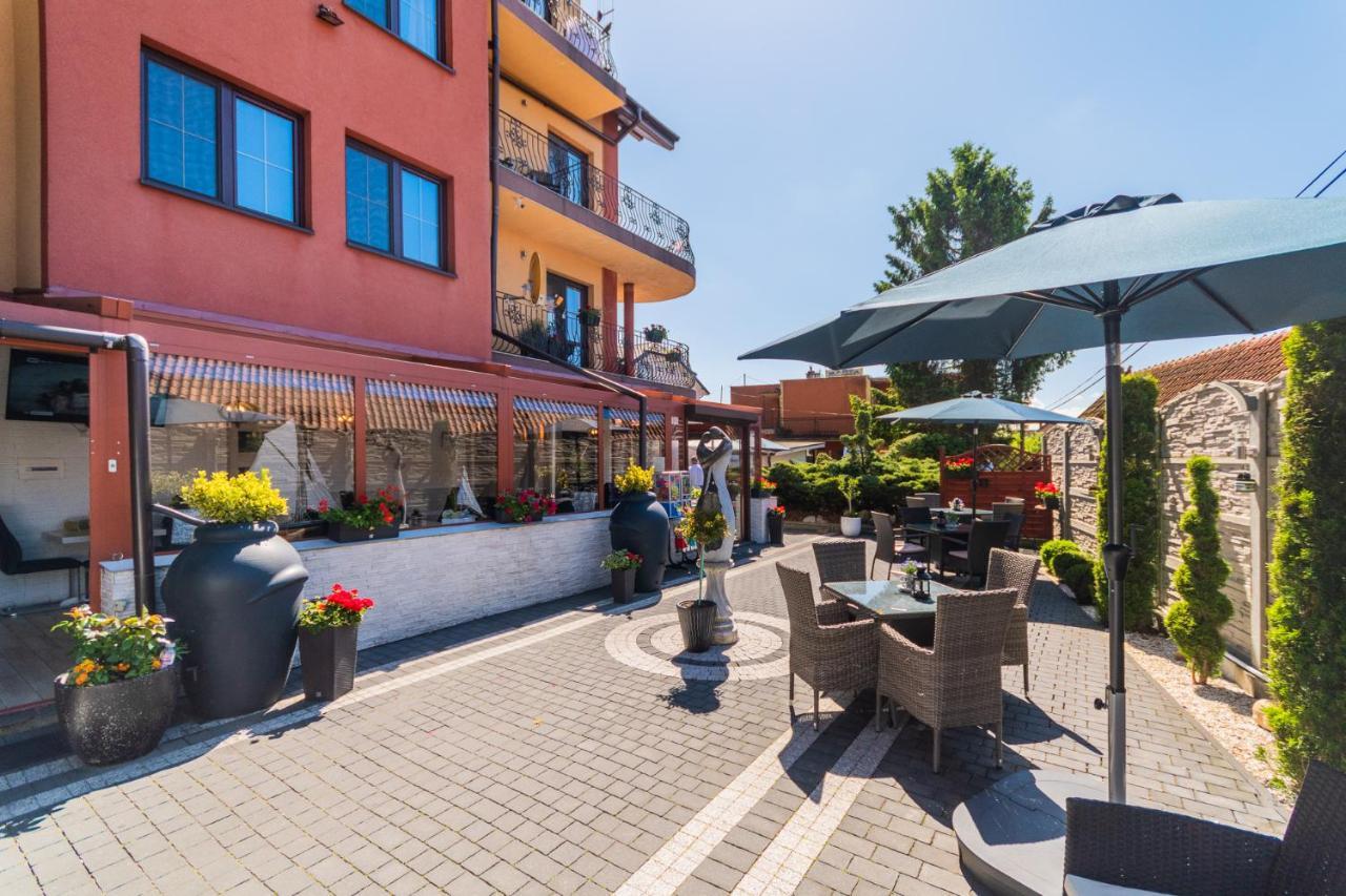 Monika II Bed & Breakfast Криница Морска Екстериор снимка